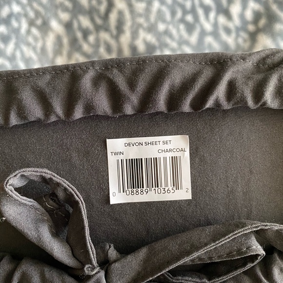UGG Devon twin sheets - Picture 2 of 3